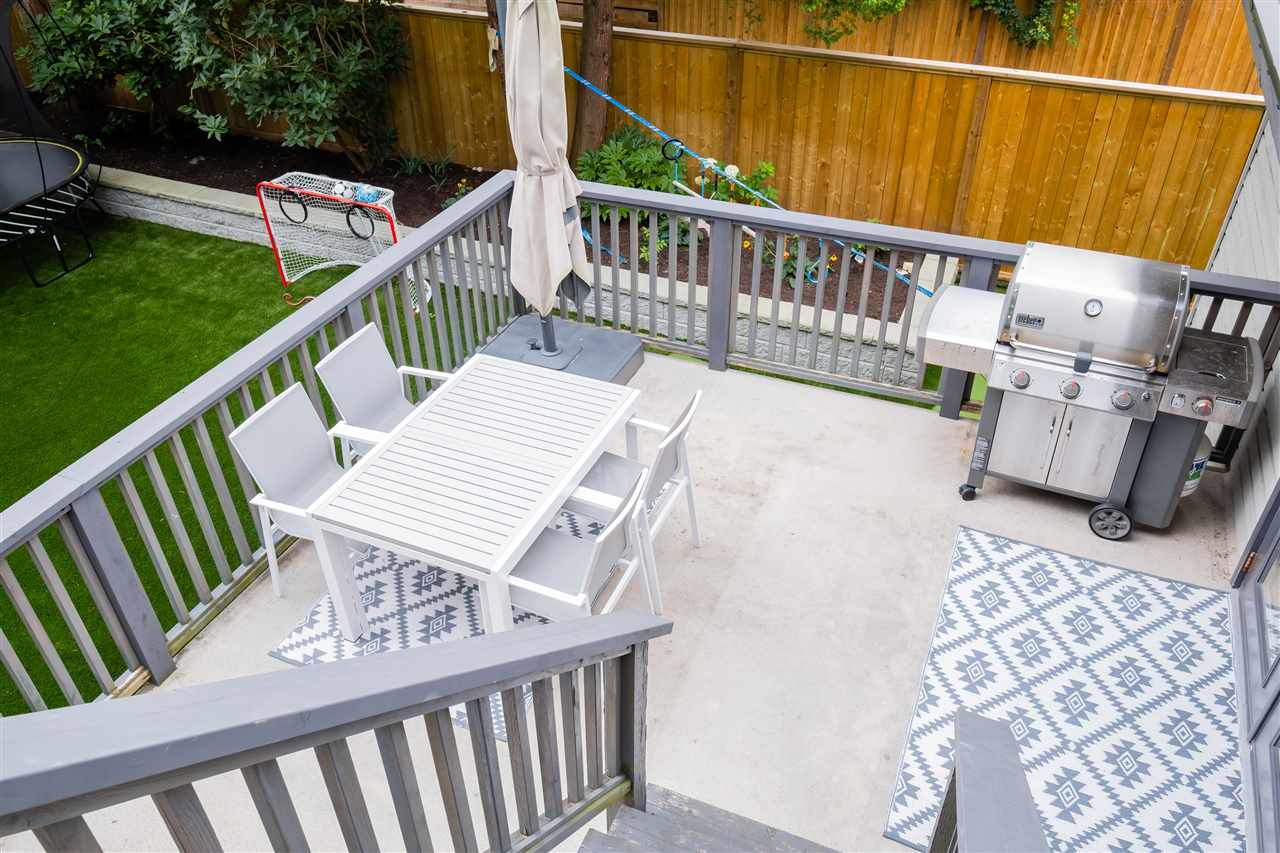 2545 Edgemont Blvd, North Vancouver, BC, V7R 2M9 R2506259 Carleigh