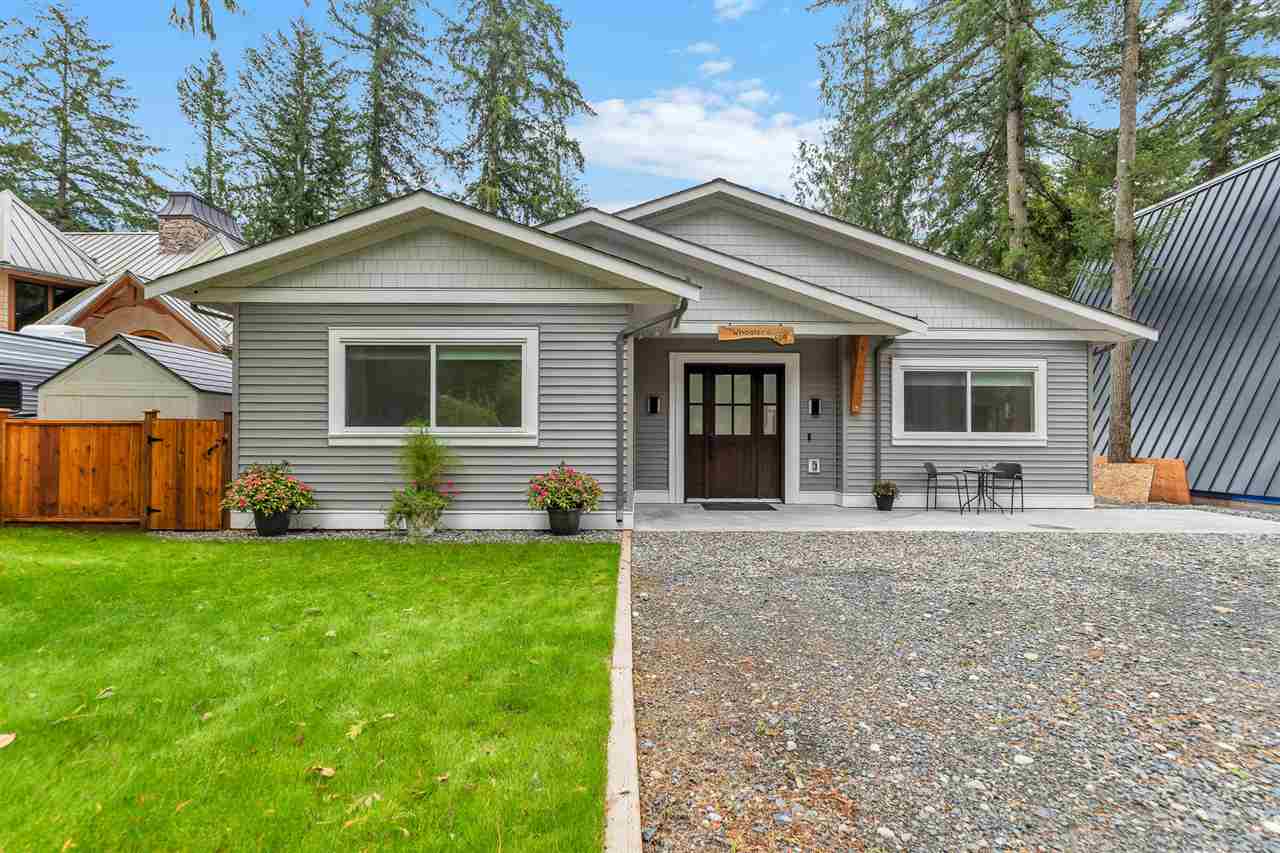 609 Mountain View Drive, Cultus Lake, BC, V2R 4Z5 R2509309 Sarah Toop Personal Real Estate