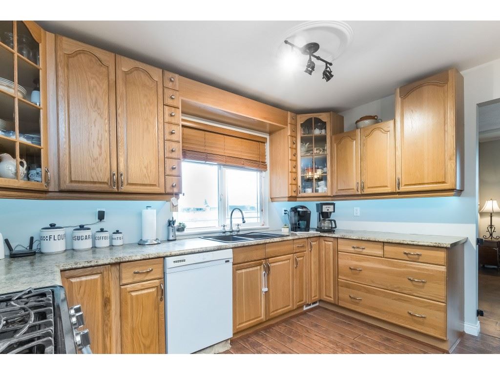 48551 Prairie Central Road, Chilliwack, BC, V2P 6H3 R2518432 Sabrina vandenBrink PREC Real