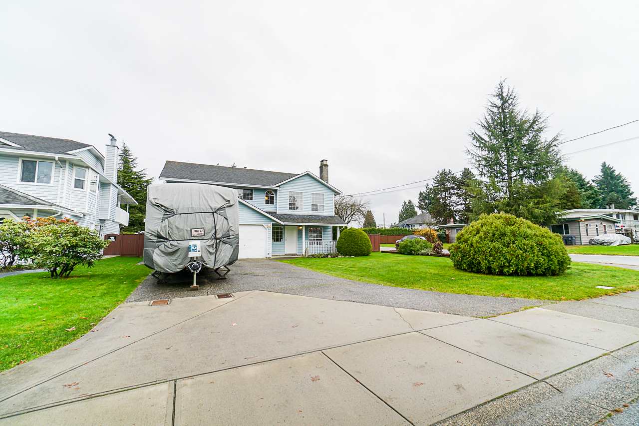 10916 142 Street, Surrey, BC, V3R 9S3 » R2520139 » Stephan Zandbergen