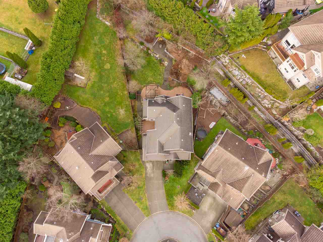 38 Firview Place, Port Moody, BC, V3H 5H6 R2528136 Shelly Smee