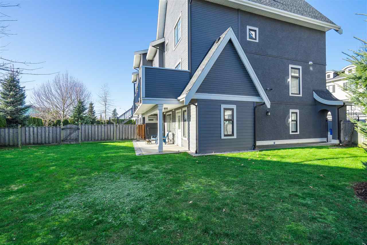 6 3303 Rosemary Heights Crescent, Surrey, BC, V3Z 0K7 R2531991