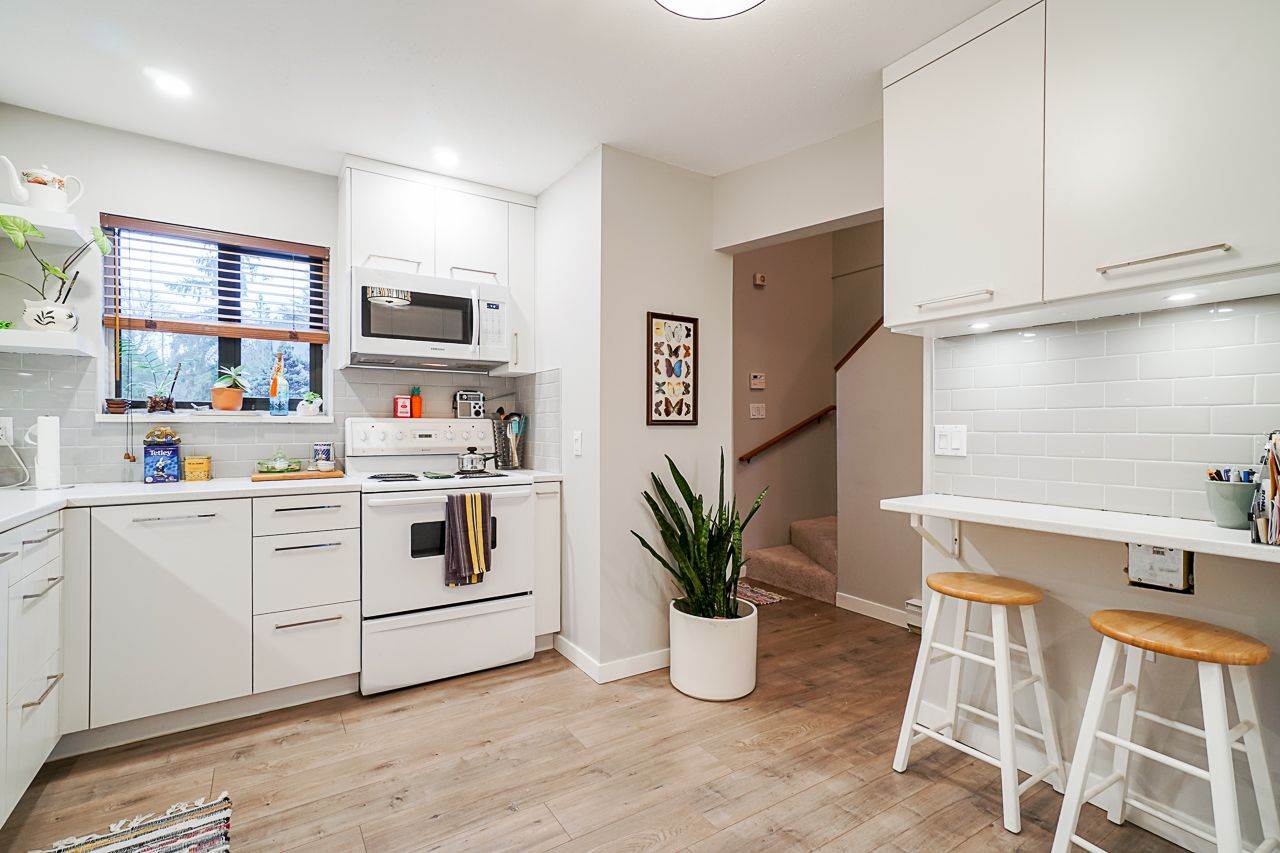 40 6629 138 Street, Surrey, BC, V3W 5G7 R2534037 Teresa M. Real