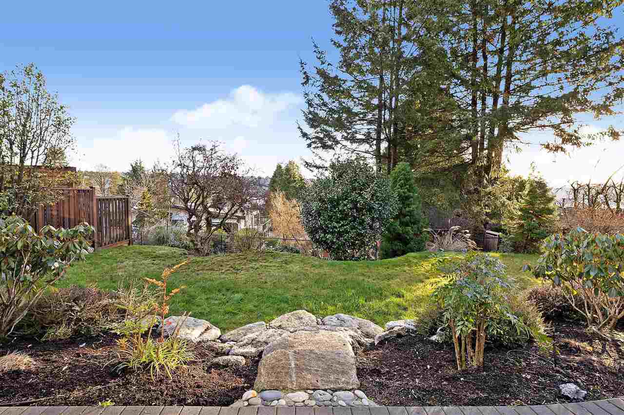 658 Foresthill Place, Port Moody, BC, V3H 3A1 R2539420 Generations