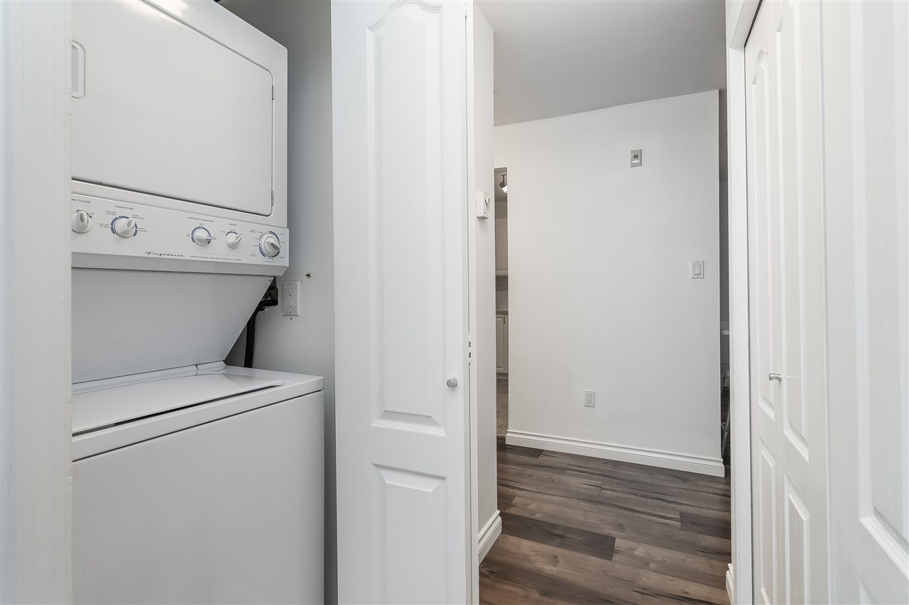 423 2551 Parkview Lane, Port Coquitlam, BC, V3C 6J8 R2540934 Chris