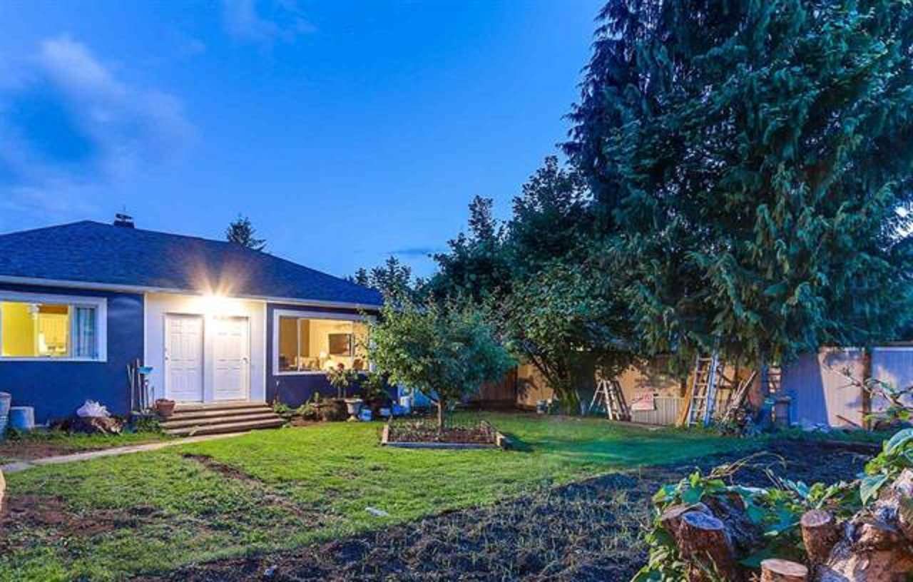 22066 Lougheed Highway, Maple Ridge, BC R2542894 Danny and Claudio