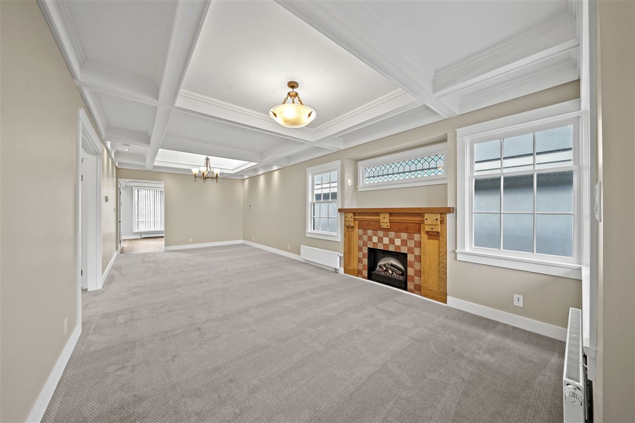 2790 Parker Street, Vancouver, BC, V5K 2T7 R2545603 Parisa Adrangi