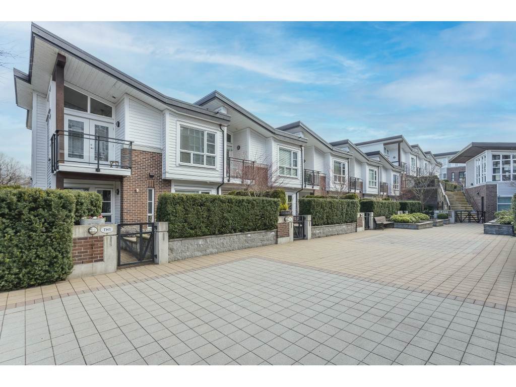 1 23215 Billy Brown Road, Langley, BC, V1M 0B7 R2546893 Angela