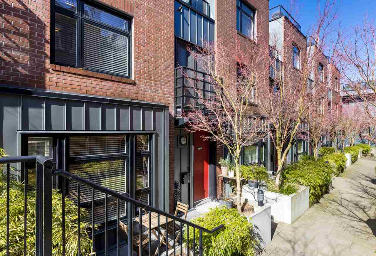 2773 Guelph Street, Vancouver, BC, V5T 3P6 R2554307 WestCoast Living