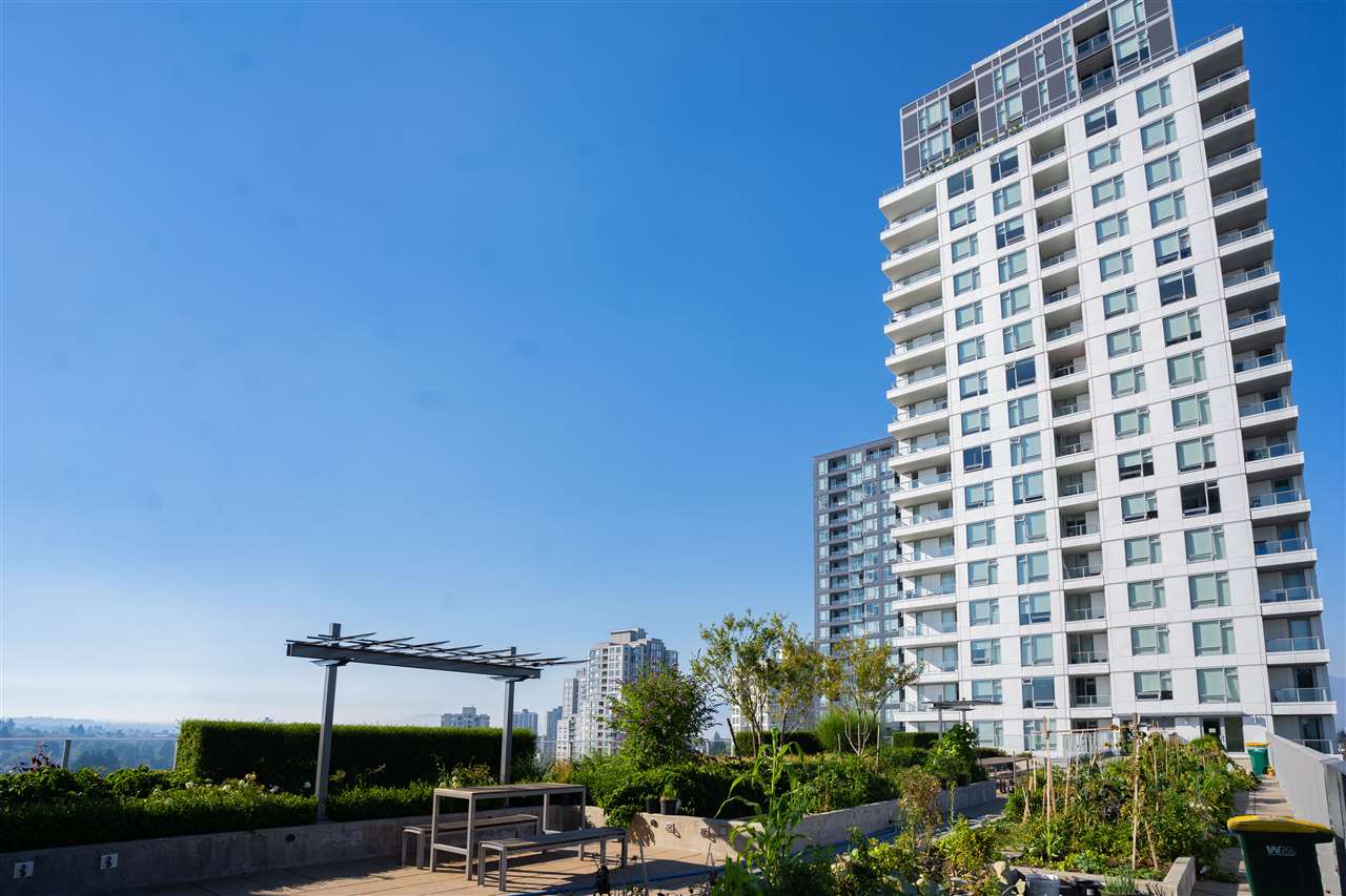  3103 5665 Boundary Road, Vancouver, BC R2553387 Zare & Associates