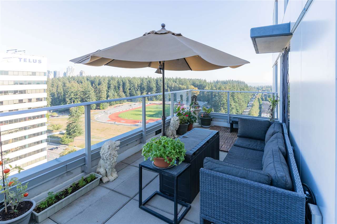 3103 5665 Boundary Road, Vancouver, BC, V5R 0E4 R2553387 Zare & Associates