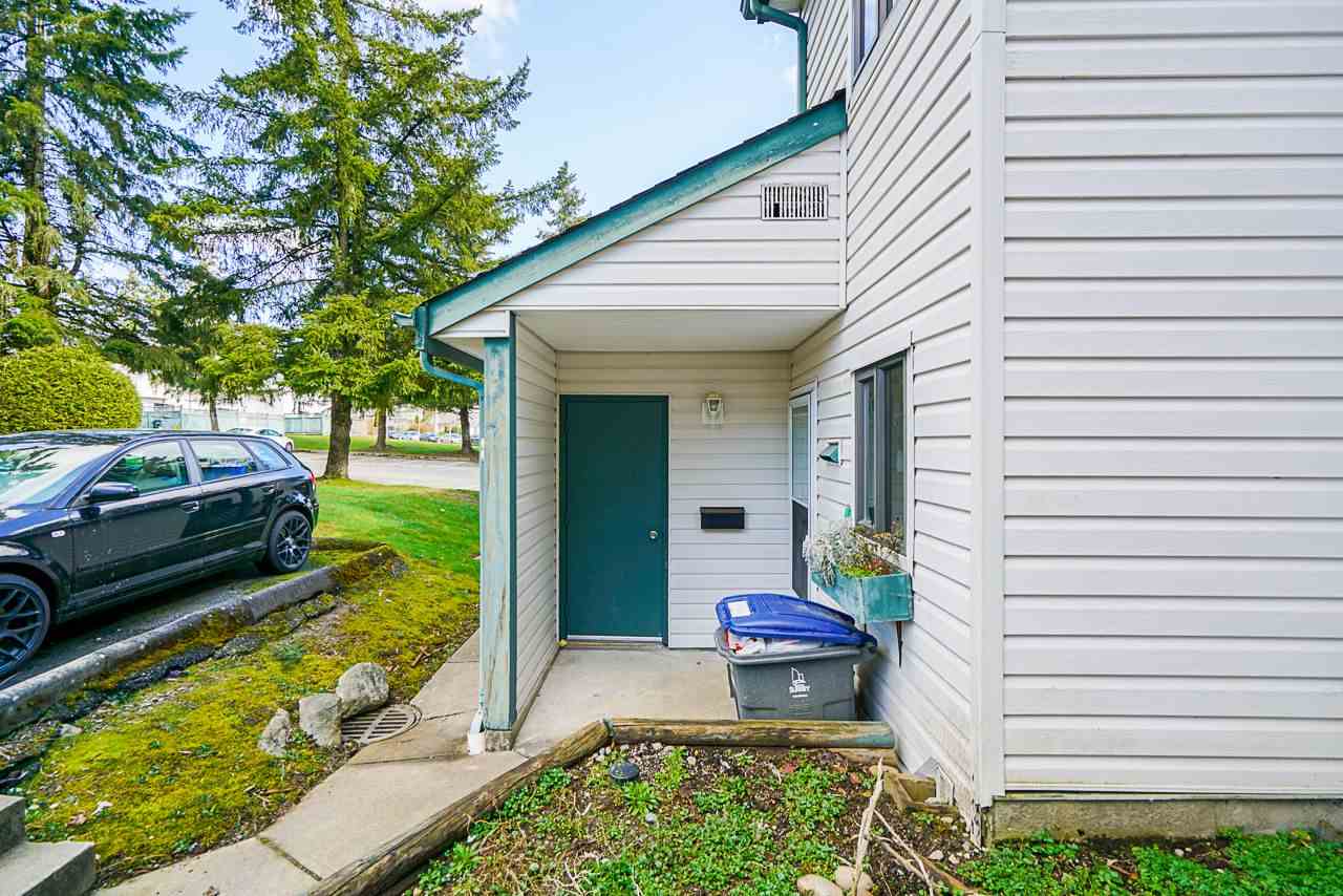 3 6601 138 Street, Surrey, BC, V3W 5G7 R2563132 Teresa M. Real