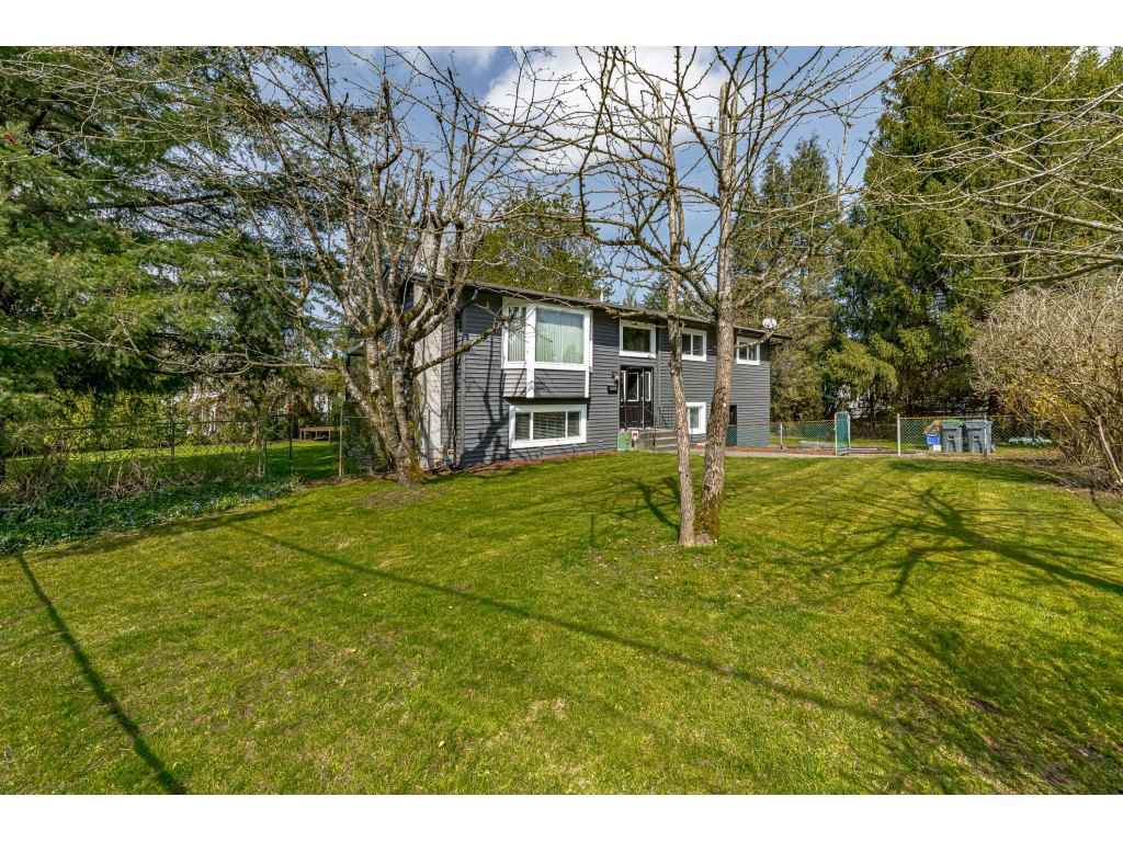 4011 206A Street, Langley, BC, V3A 4Z6 R2564652 Mick McLennan