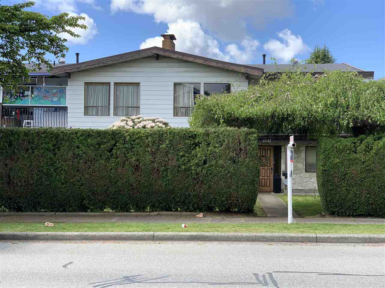 1531 Sperling Avenue, Burnaby, BC, V5B 4J8 R2576076 Francesco