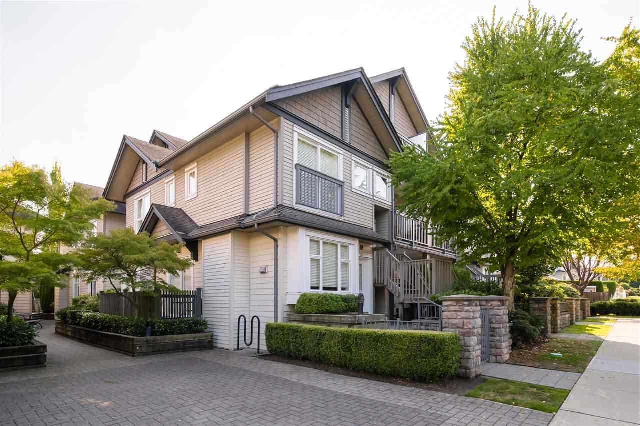107 4438 Albert Street, Burnaby, BC, V5C 2G2 R2576268 Adina