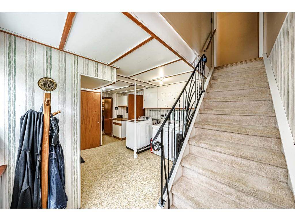 2632 Gordon Avenue, Port Coquitlam, BC, V3C 2K6 R2587700 Mick McLennan