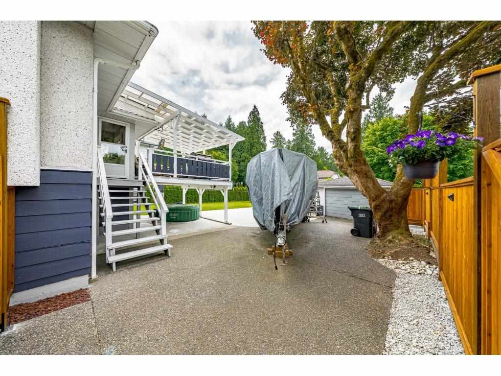 2632 Gordon Avenue, Port Coquitlam, BC, V3C 2K6 R2587700 Mick McLennan