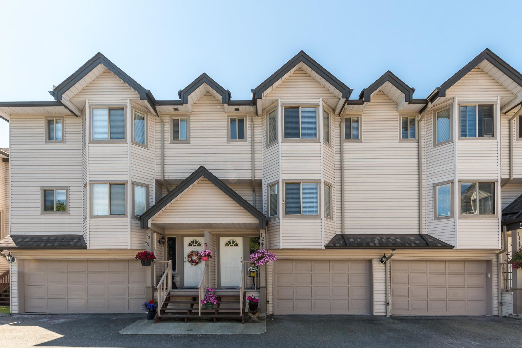12 2420 Pitt River Road, Port Coquitlam, BC, V3C 1R9 R2596291 Jag