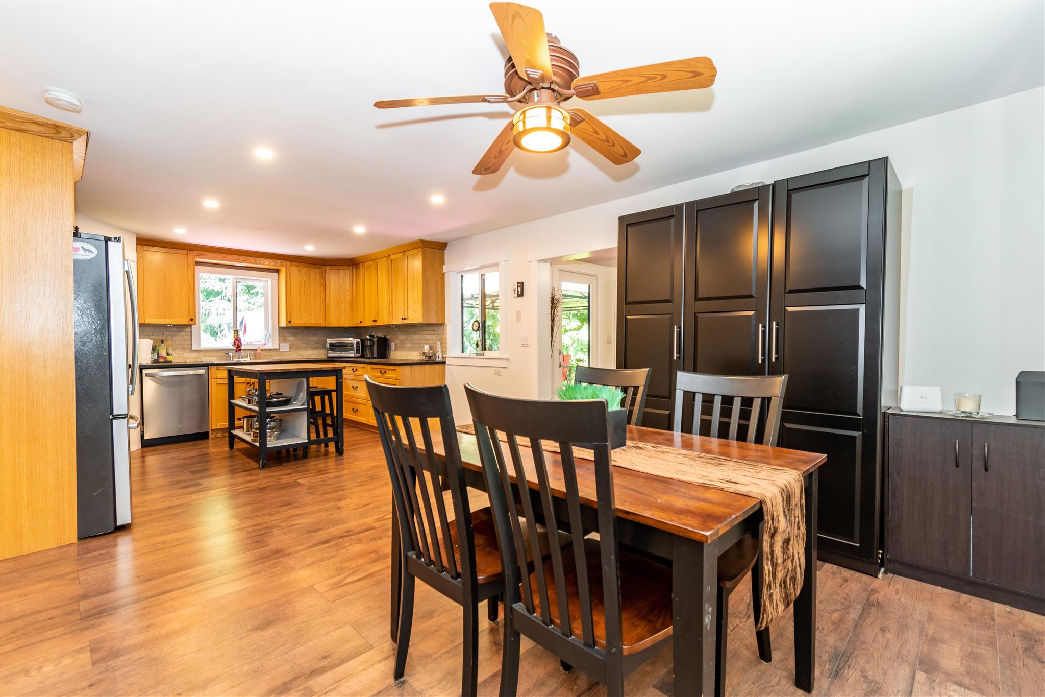 49280 Bell Acres Road, Chilliwack, BC, V4Z 1C1 R2595742 Adams Real