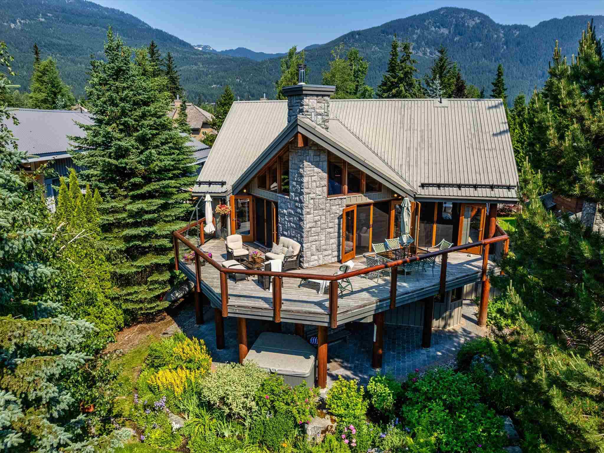8162 Muirfield Crescent, Whistler, BC, V8E 1J7 R2597955 Jane Heim