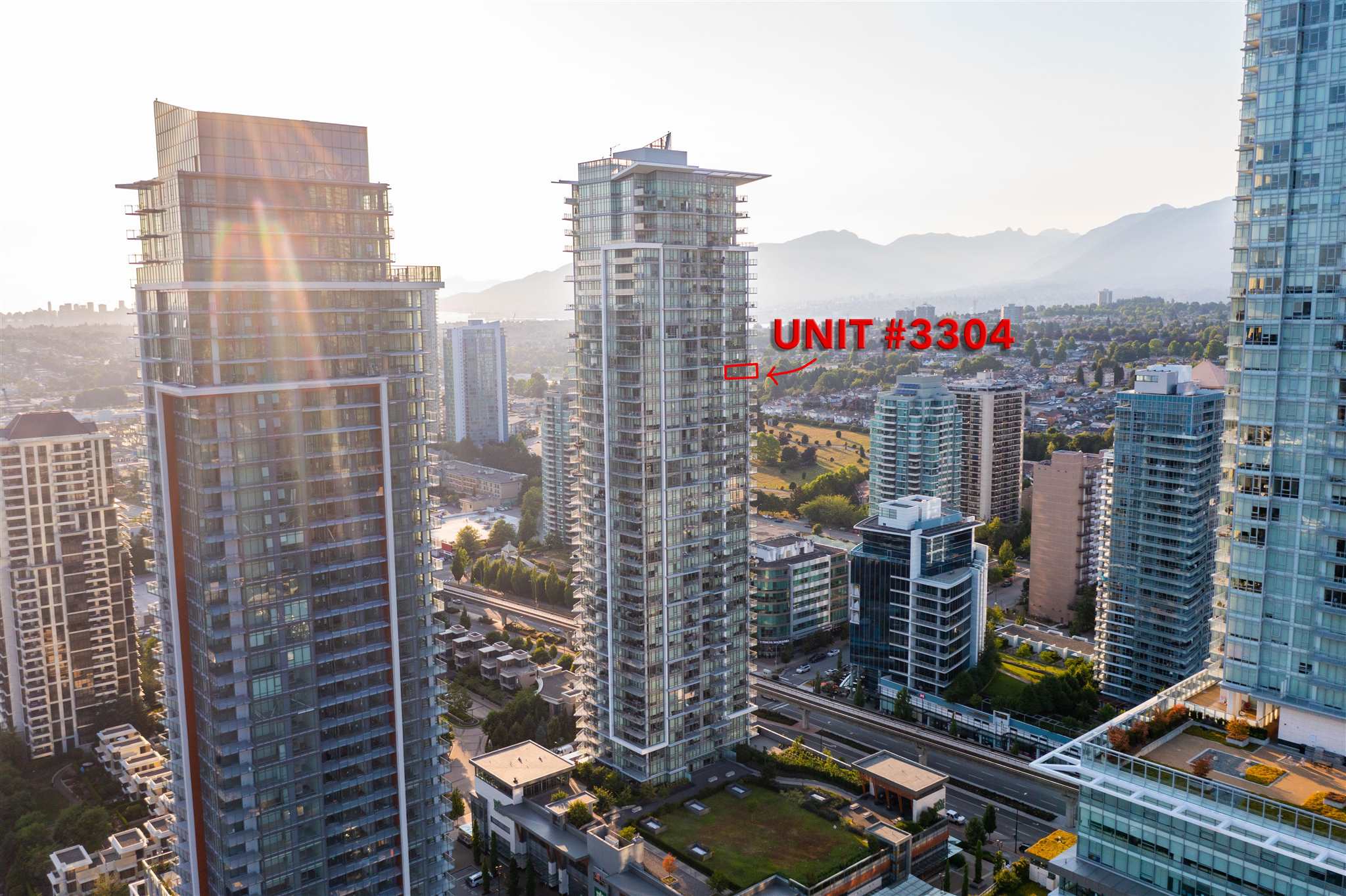3304 2008 Rosser Avenue, Burnaby, BC, V5C 0H8 R2600479 Zare
