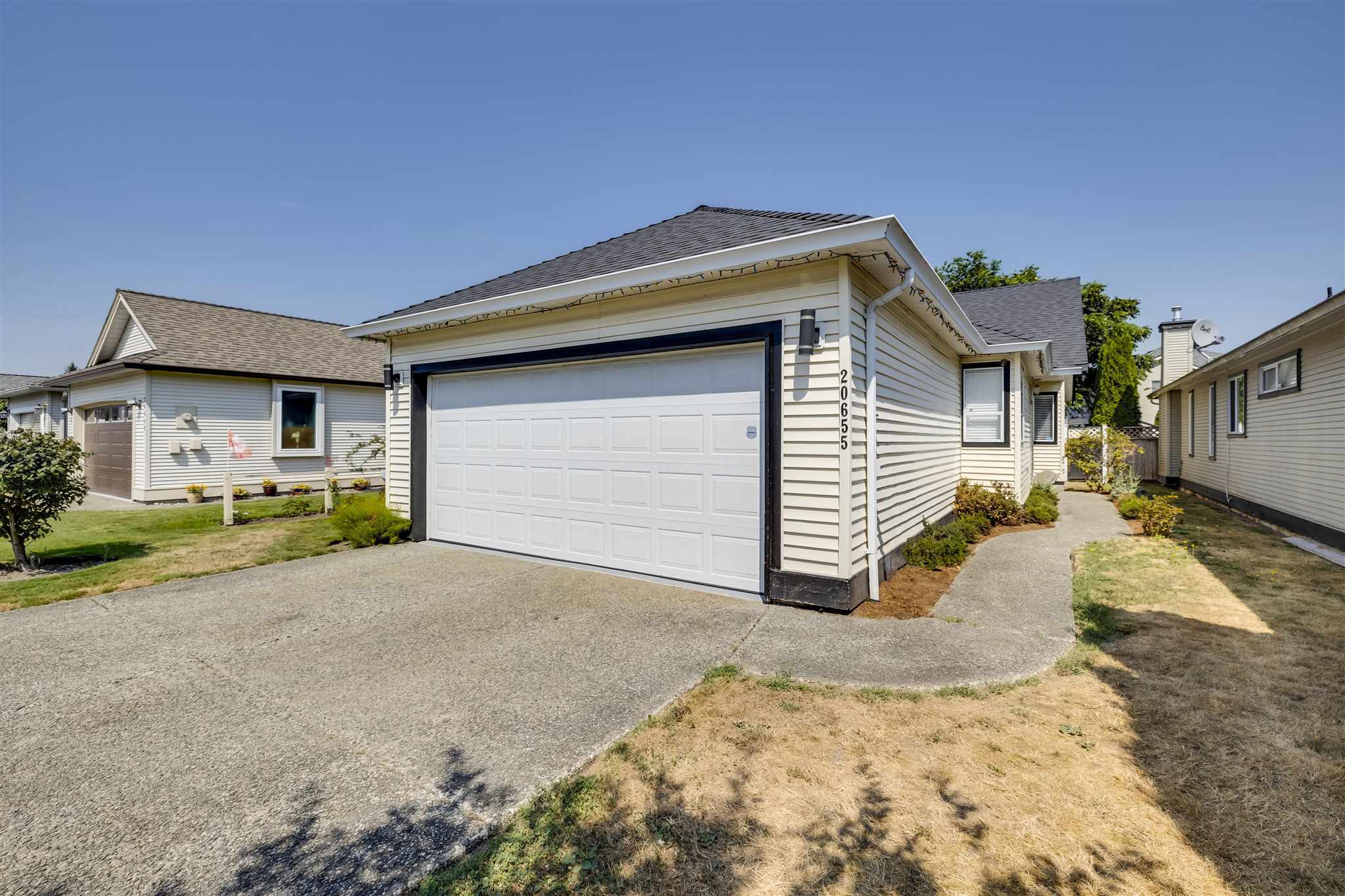 20655 W River Road, Maple Ridge, BC, V2X 0P3 R2606979 Sonja Jones