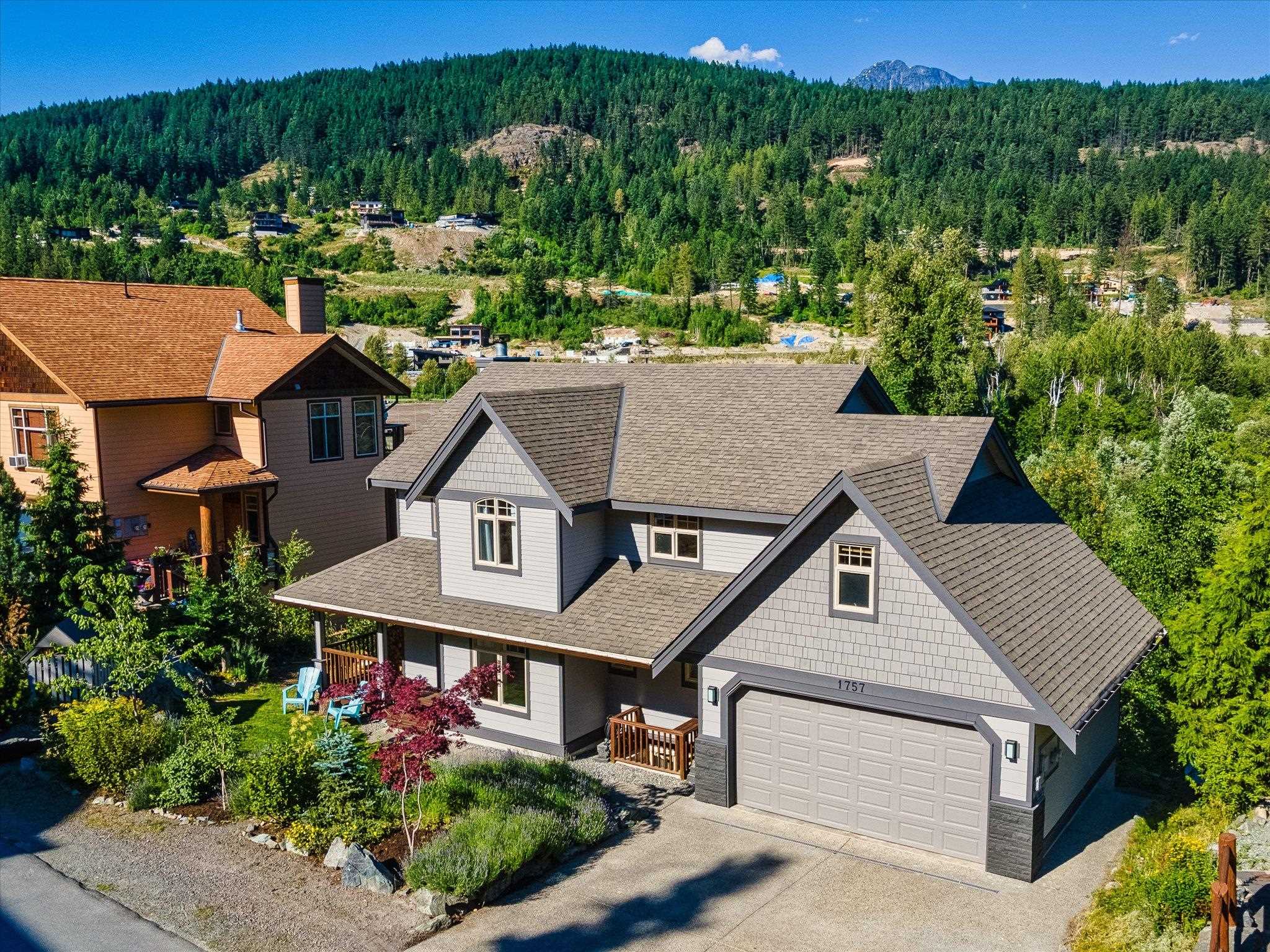 1757 Pinewood Drive, Pemberton, BC, V0N 2L3 R2616004 Jane Heim