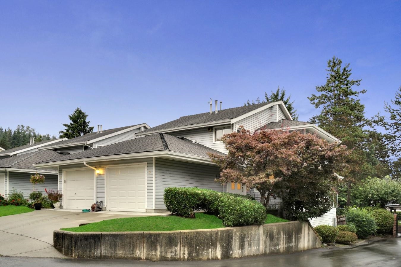 7 1190 Falcon Drive, Coquitlam, BC, V3E 2K9 R2618625 Jeff Pennington