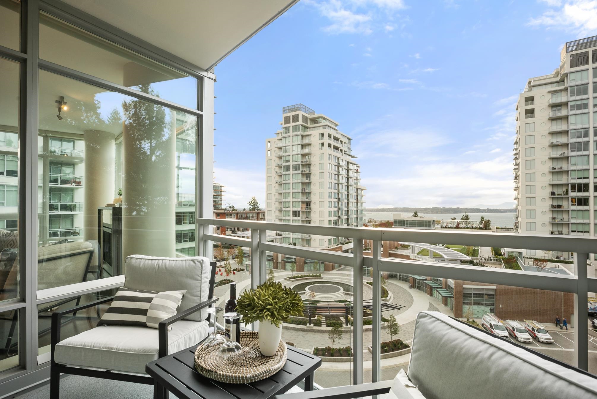 601 15152 Russell Avenue, White Rock, BC, V4B 0A3 R2628183 Chris