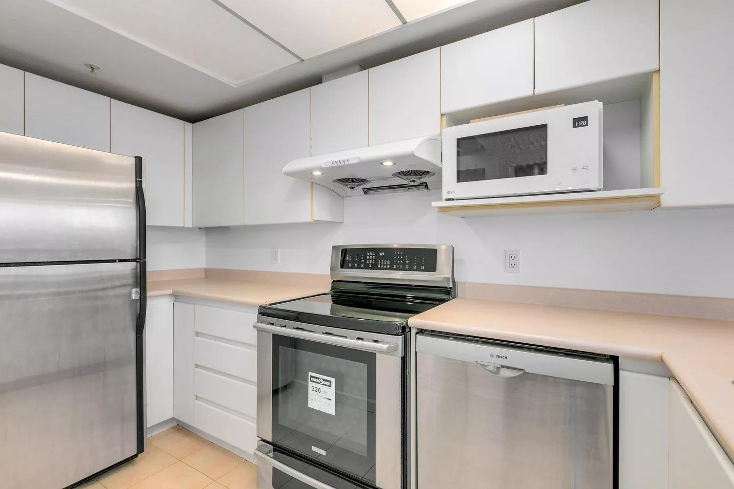 604 10899 University Drive, Surrey, BC,