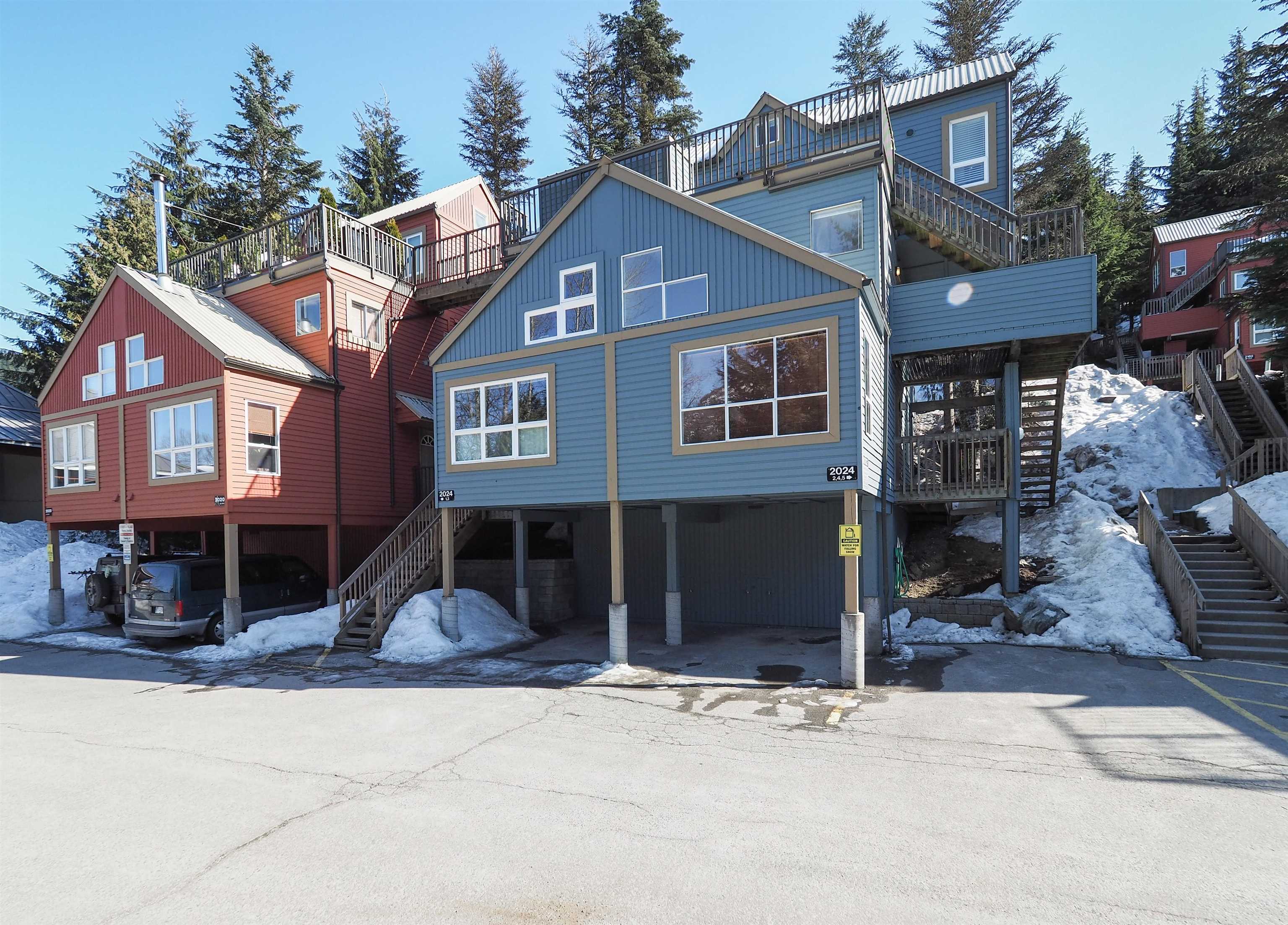 4 2024 Innsbruck Drive, Whistler, BC, V8E 0B5 R2637295 Jane Heim