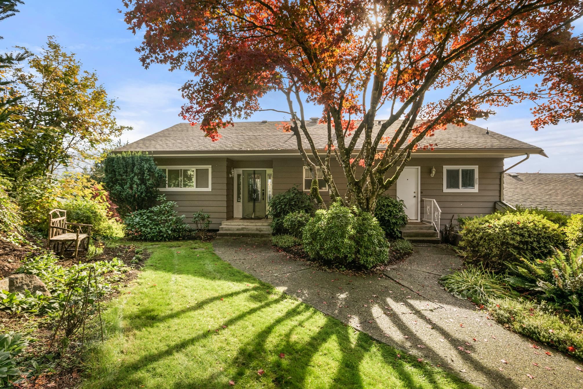 9985 Kenswood Drive, Chilliwack, BC, V2P 7N5 R2638283 Laura