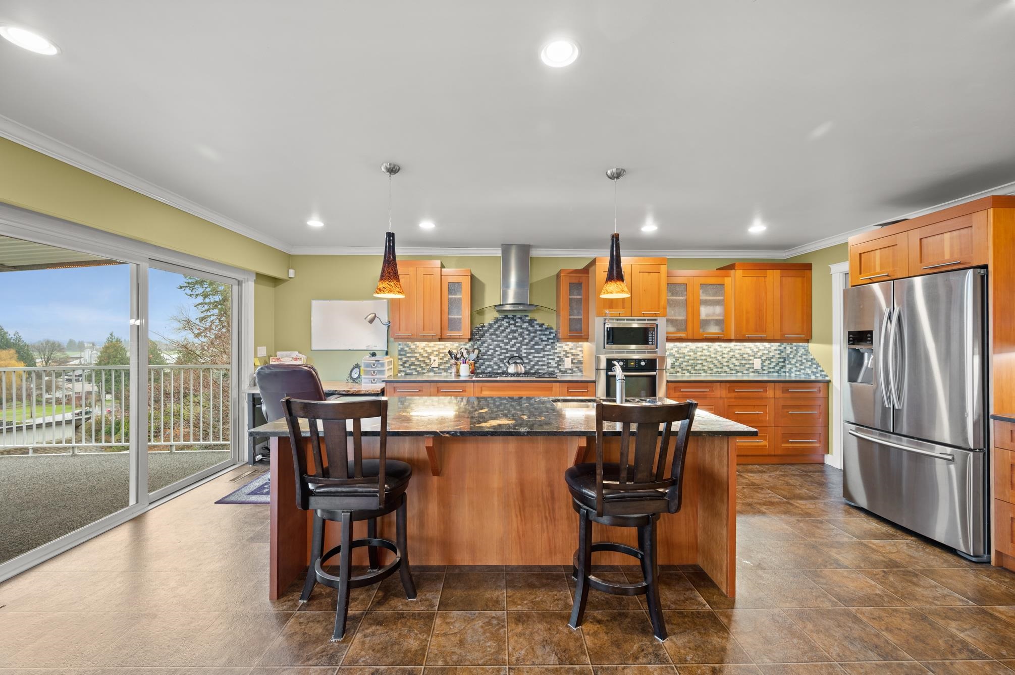 9985 Kenswood Drive, Chilliwack, BC, V2P 7N5 R2638283 Laura