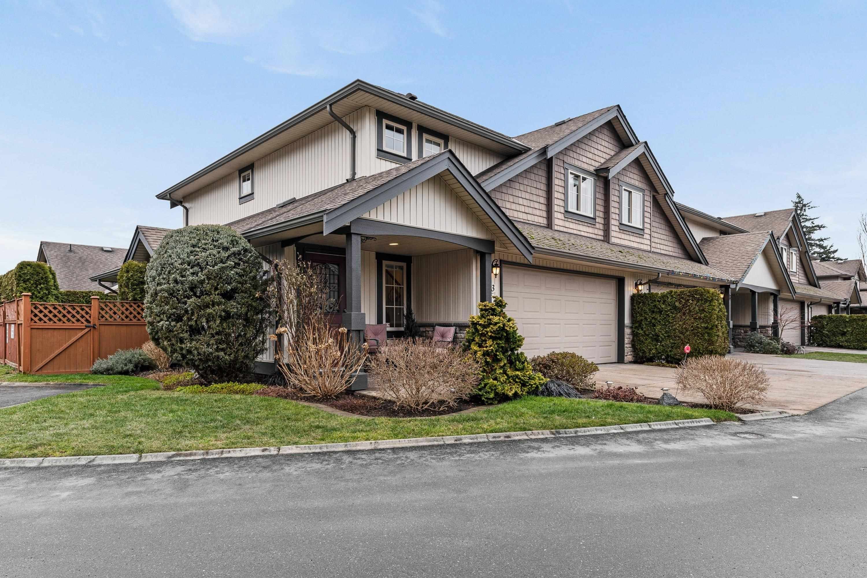 23 44523 McLaren Drive, Chilliwack, BC, V2R 0C2 R2645661 Sarah