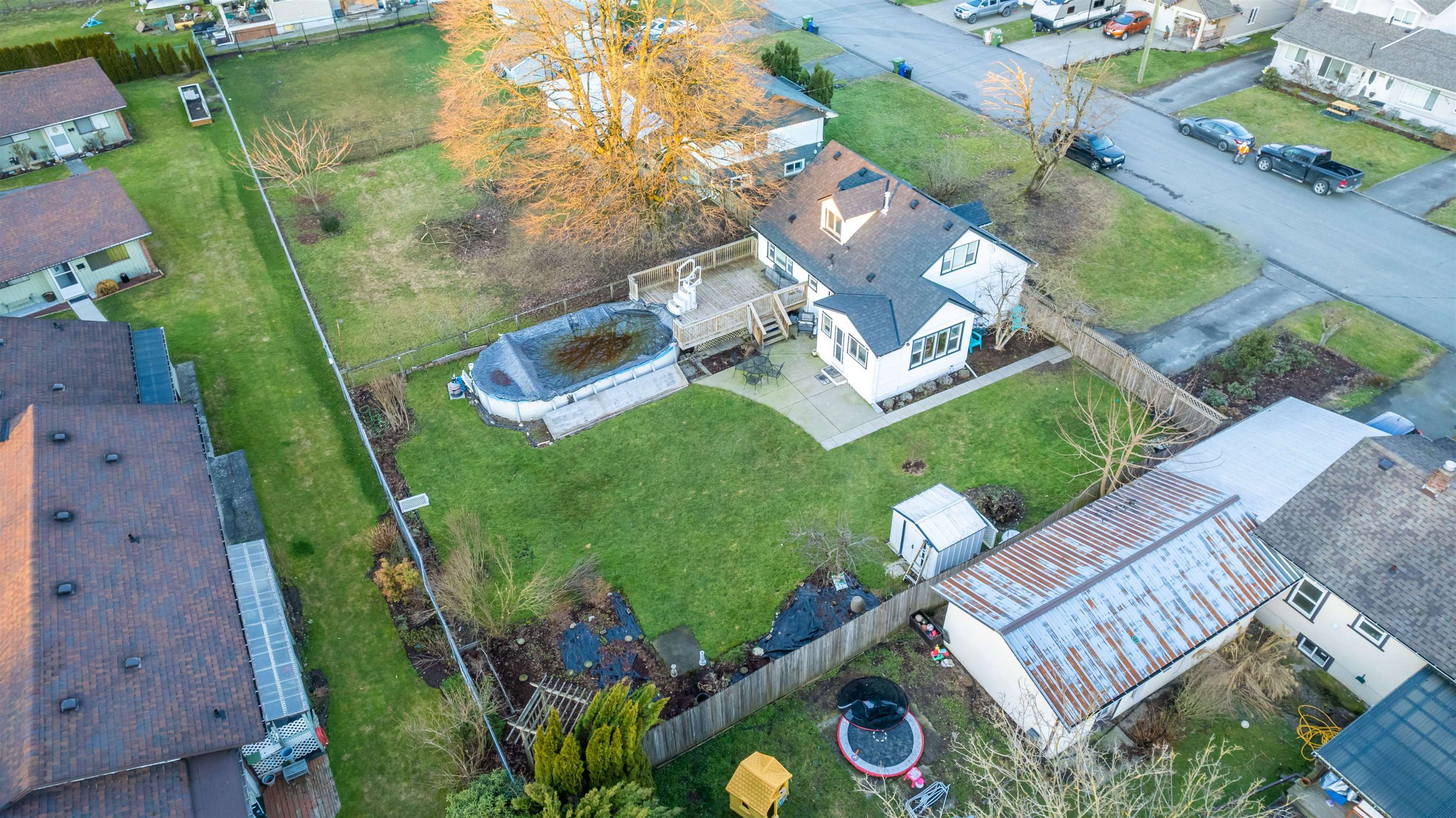 9459 Menzies Street, Chilliwack, BC, V2P 5Z3 R2647833 Naomi Gaglardi