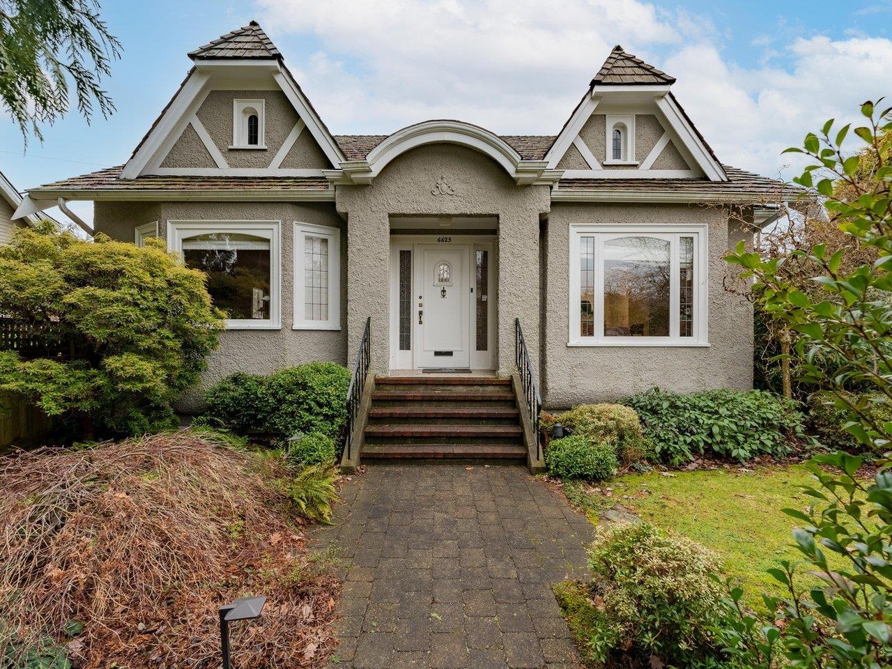 6625 Maple Street, Vancouver, BC, V6P 5P4 R2650480 Roch & Weeks