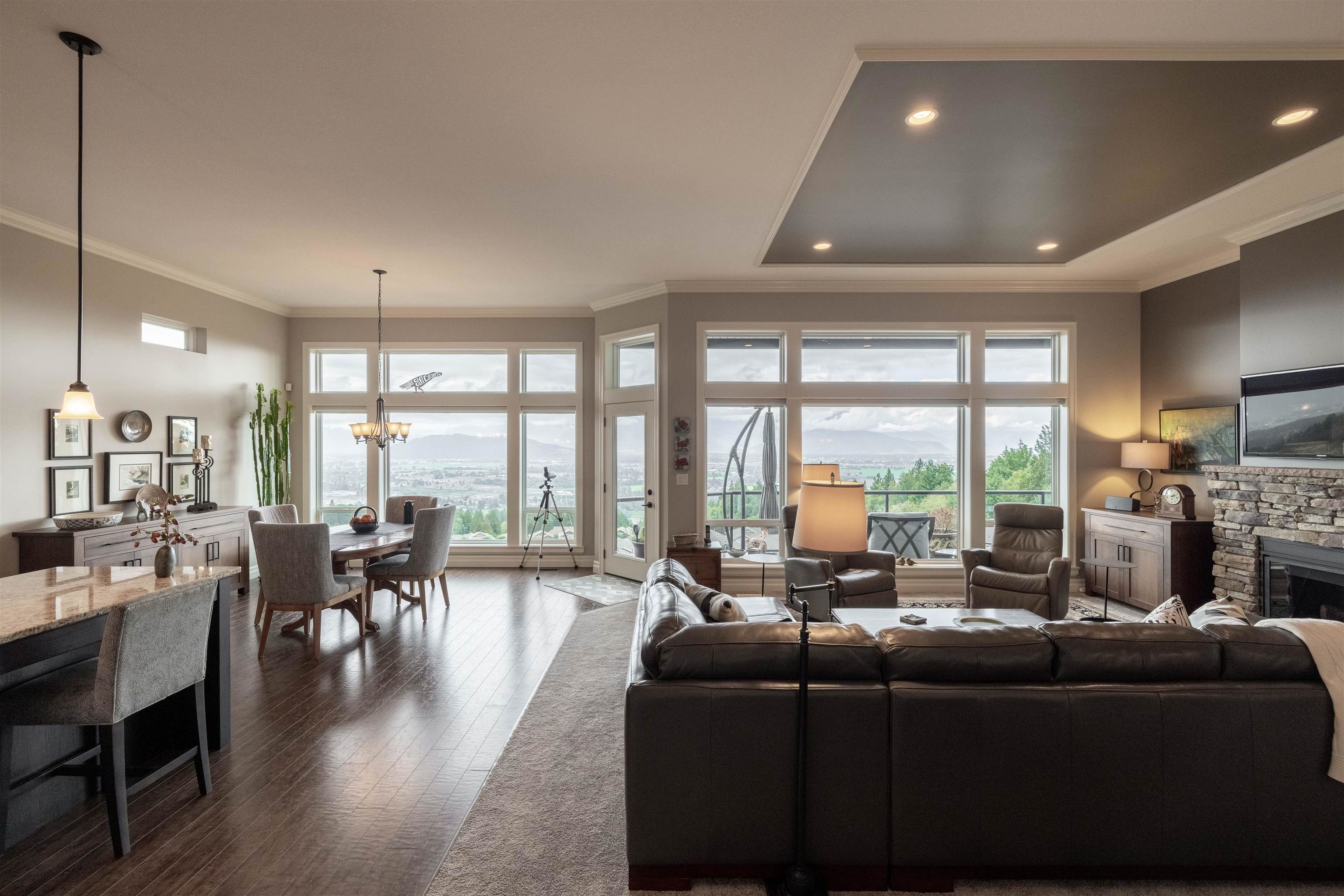 47121 Macfarlane Place, Chilliwack, BC, V2R 0P3 R2651973 Brennan Bates