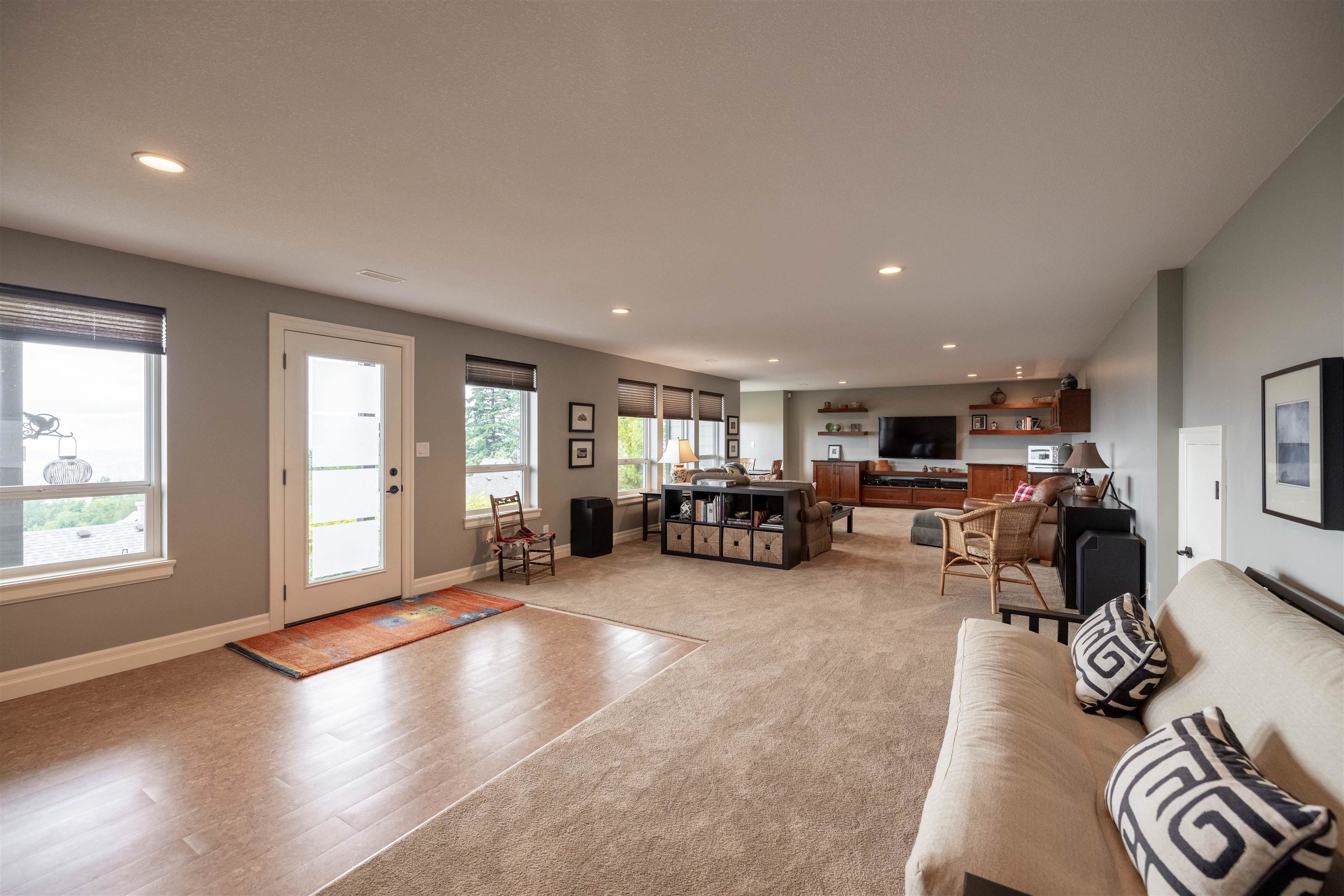 47121 Macfarlane Place, Chilliwack, BC, V2R 0P3 R2651973 Brennan Bates