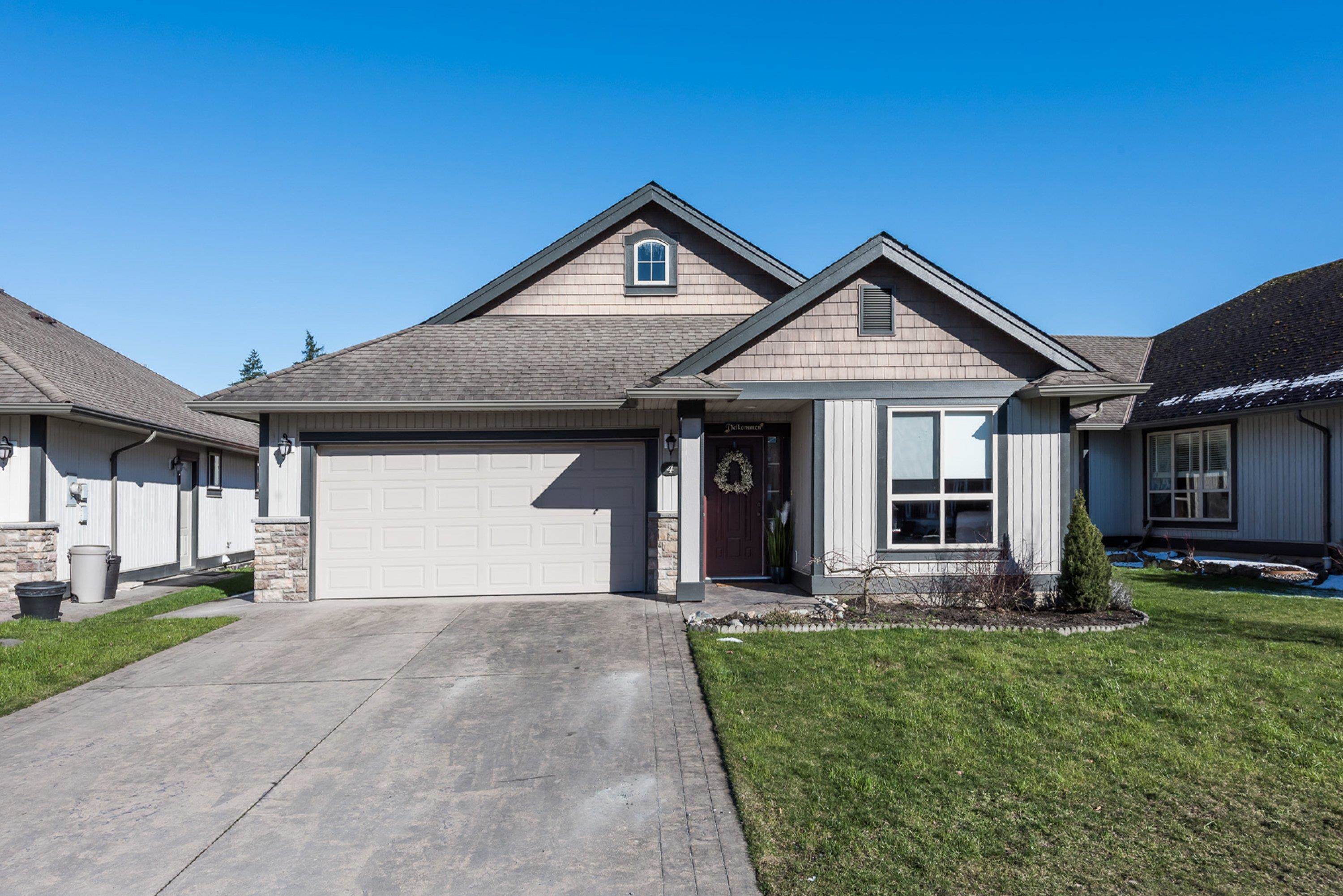 4 44465 McLaren Drive, Chilliwack, BC, V2R 0C1 R2657248 Sabrina