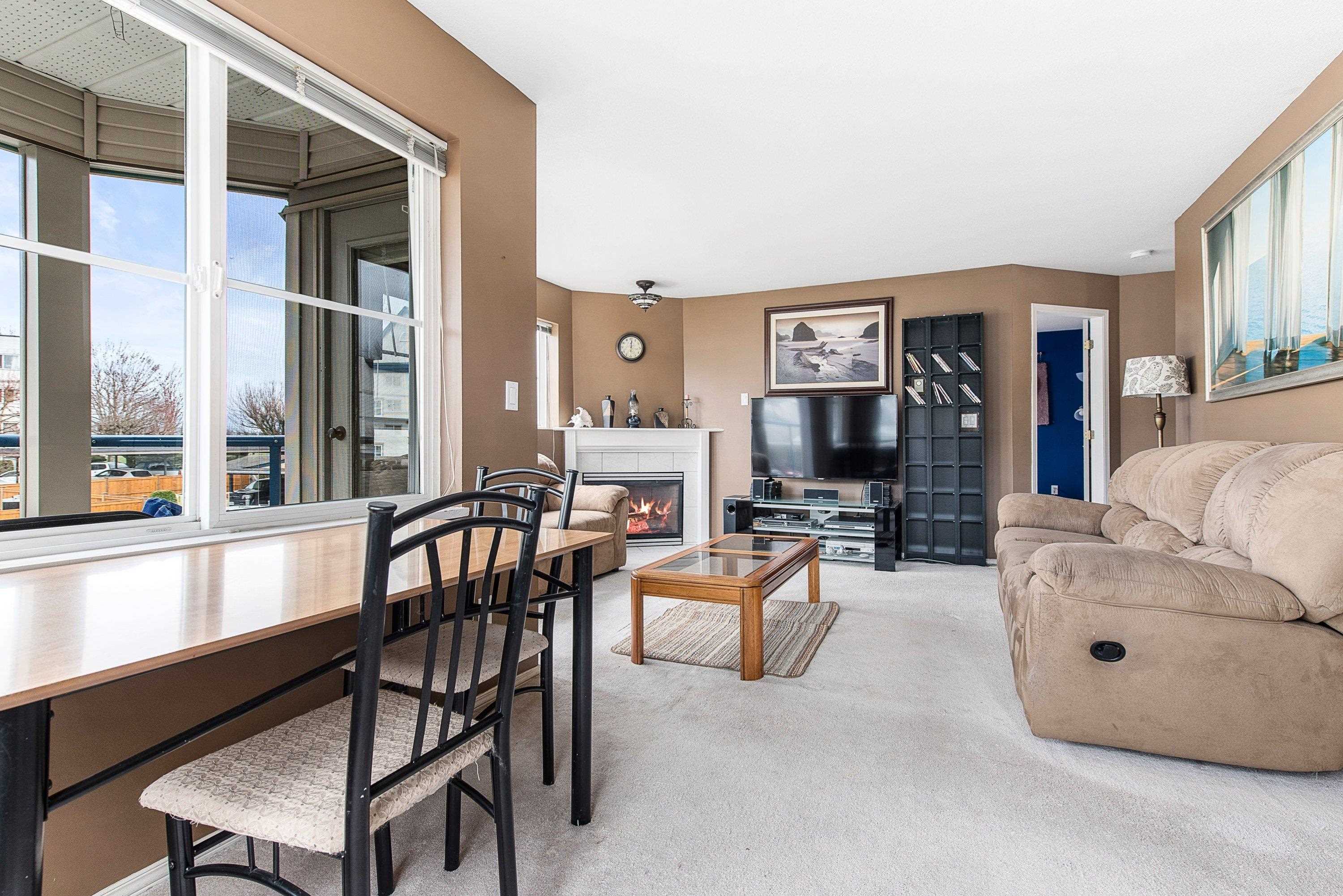 212 45504 McIntosh Drive, Chilliwack, BC, V2P 7Y8 R2664028 Sarah