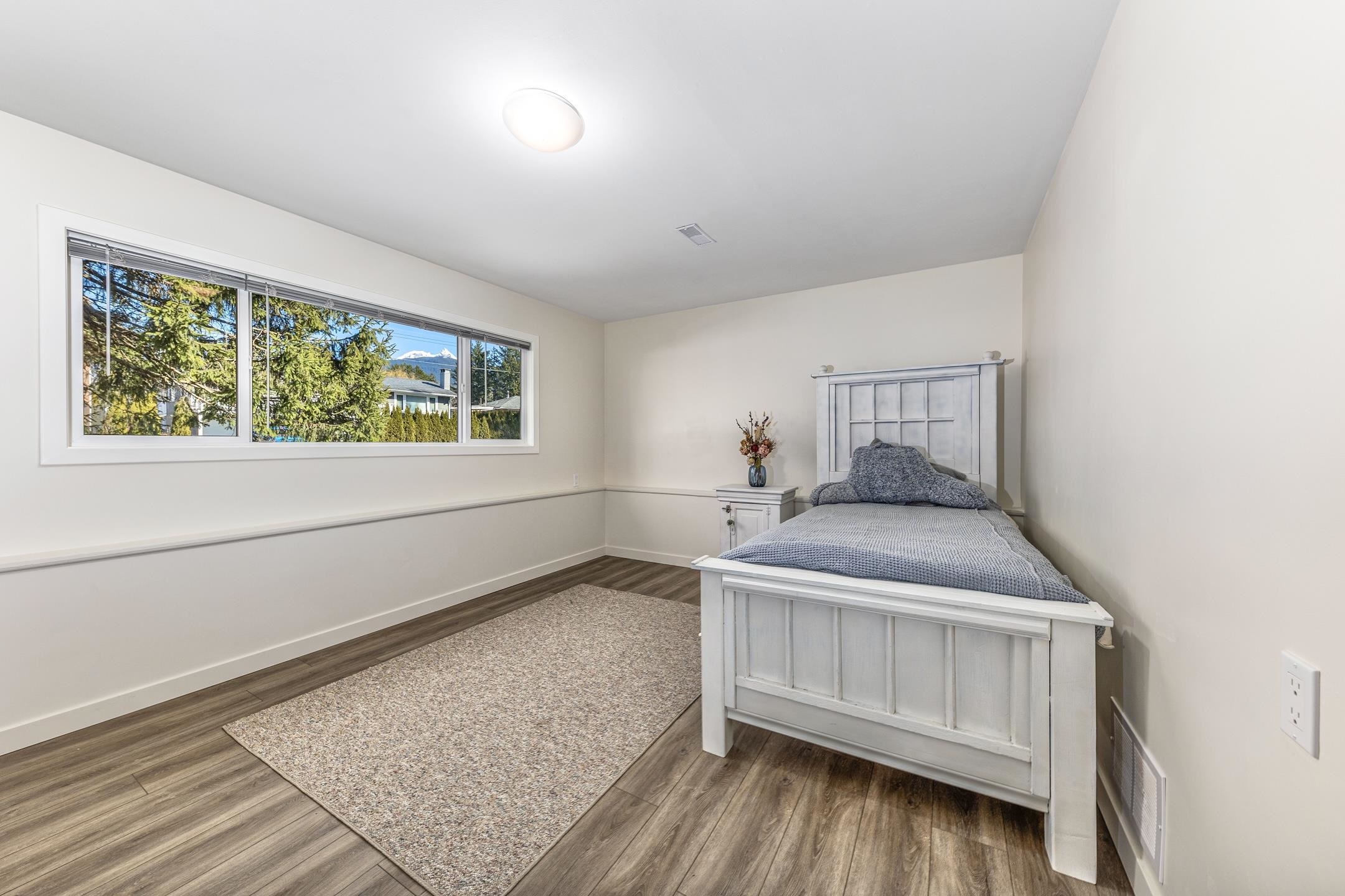 2000 Garibaldi Way, Squamish, BC, V7H 2N9 R2665694 David Wiebe Real