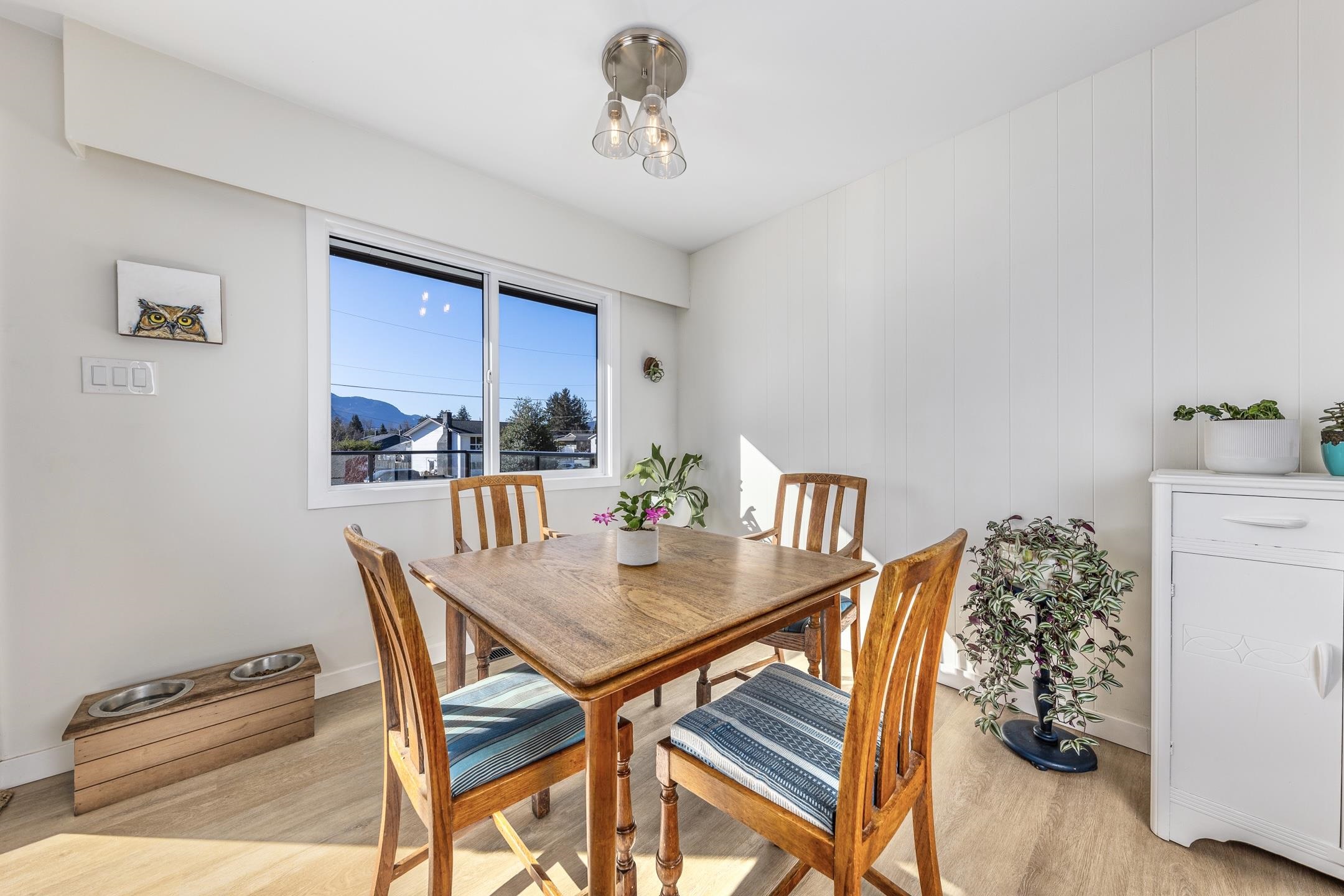 2000 Garibaldi Way, Squamish, BC, V7H 2N9 R2665694 David Wiebe Real