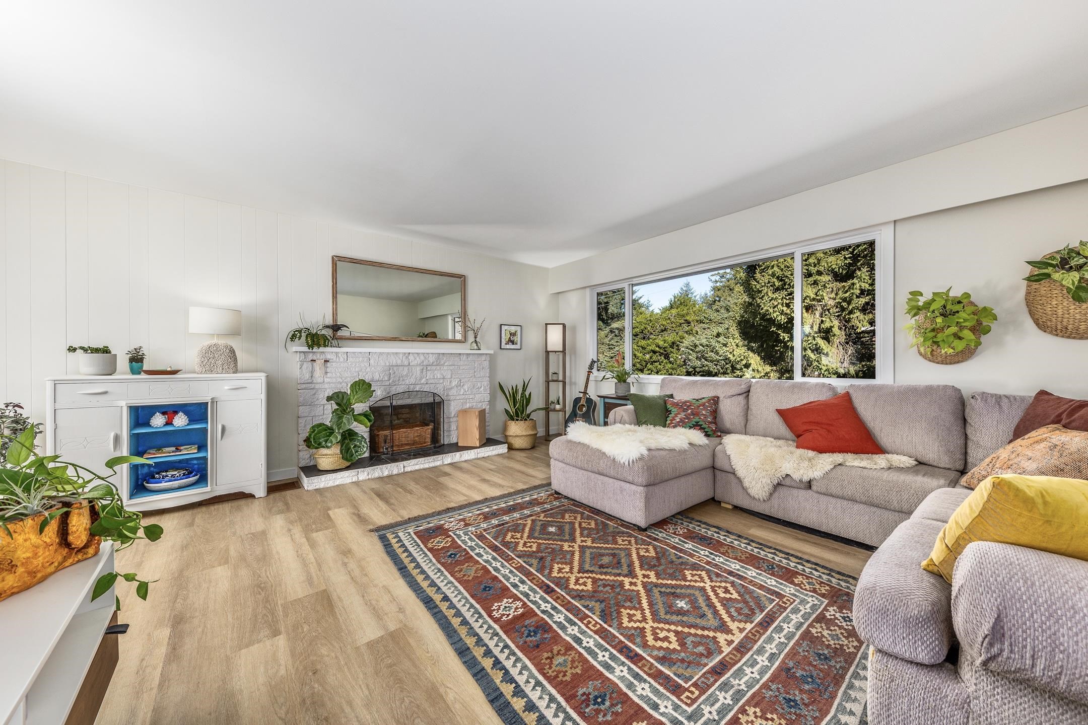 2000 Garibaldi Way, Squamish, BC, V7H 2N9 R2665694 David Wiebe Real