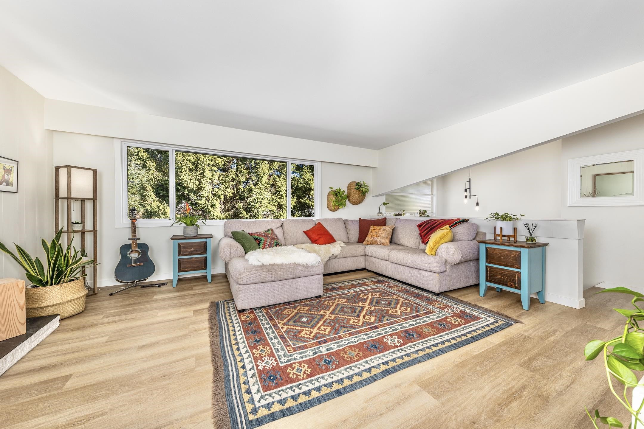 2000 Garibaldi Way, Squamish, BC, V7H 2N9 R2665694 David Wiebe Real