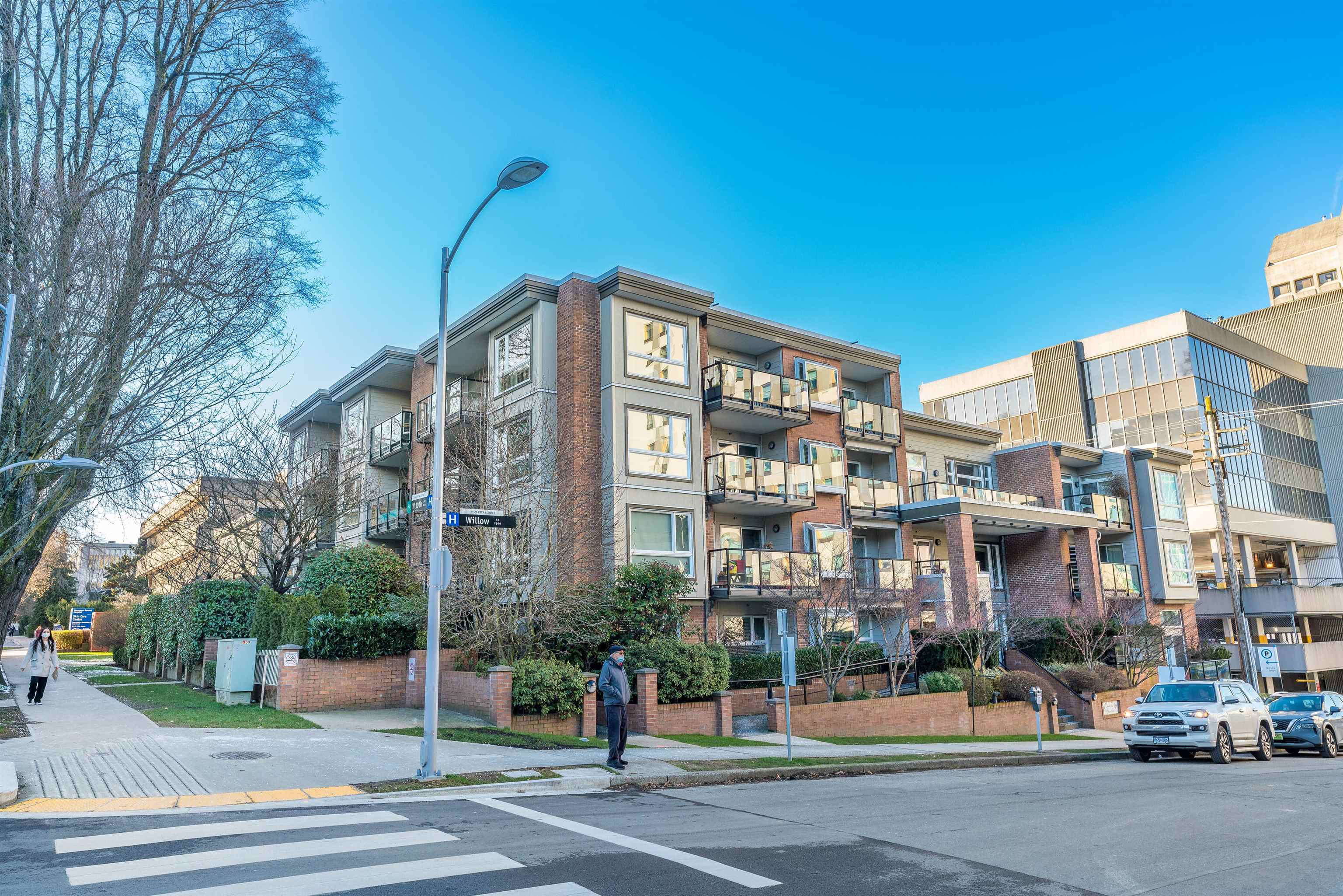  PH2 2577 Willow Street, Vancouver, BC R2665756 Roch & Weeks Real