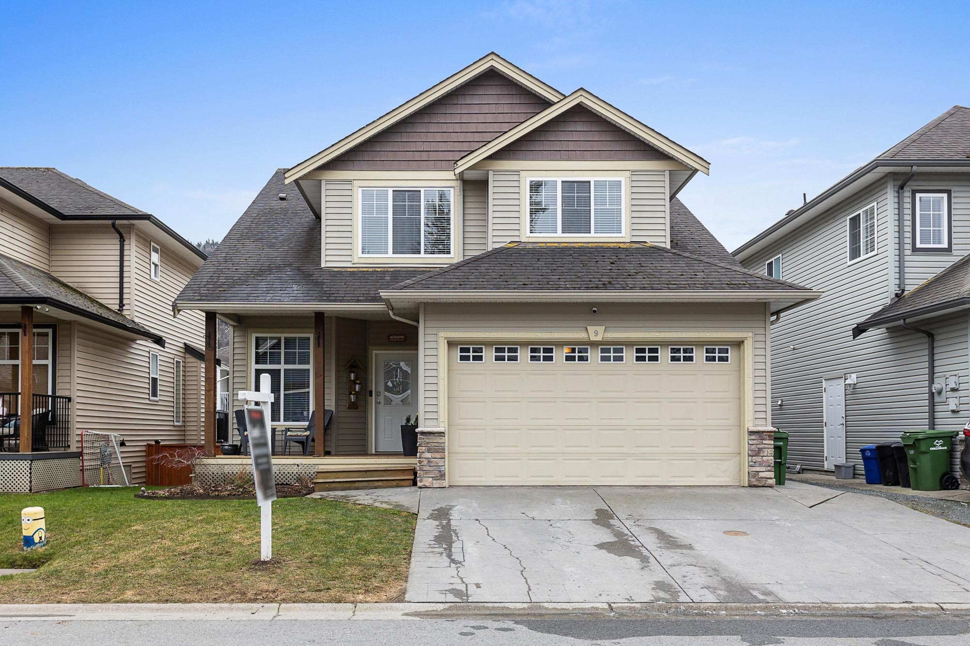 9 5545 Peach Road, Chilliwack, BC, V2R 5Y5 R2668022 Sarah Toop Personal Real Estate Corporation