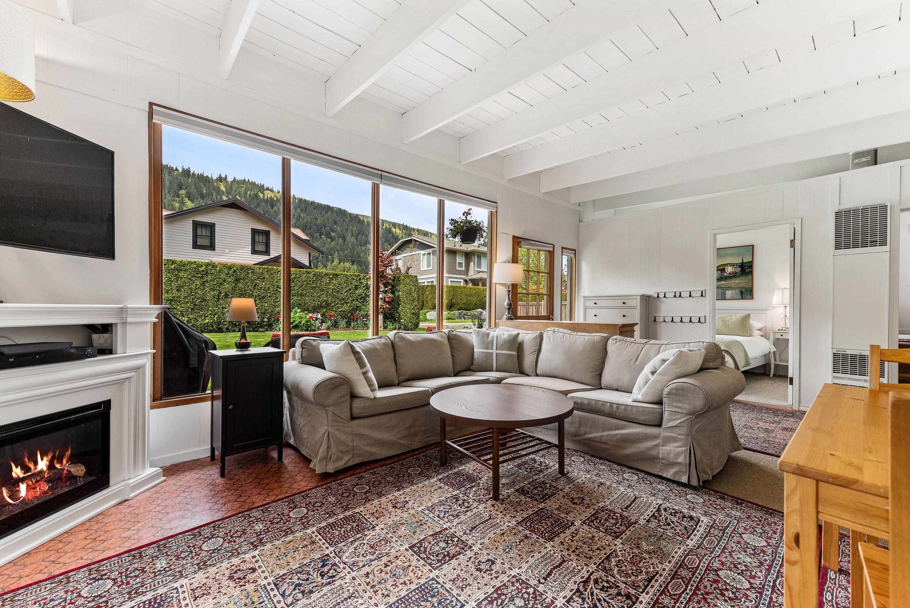 1816 Vera Road, Lindell Beach, BC, V2R 4X1 R2688521 Adams Real Estate