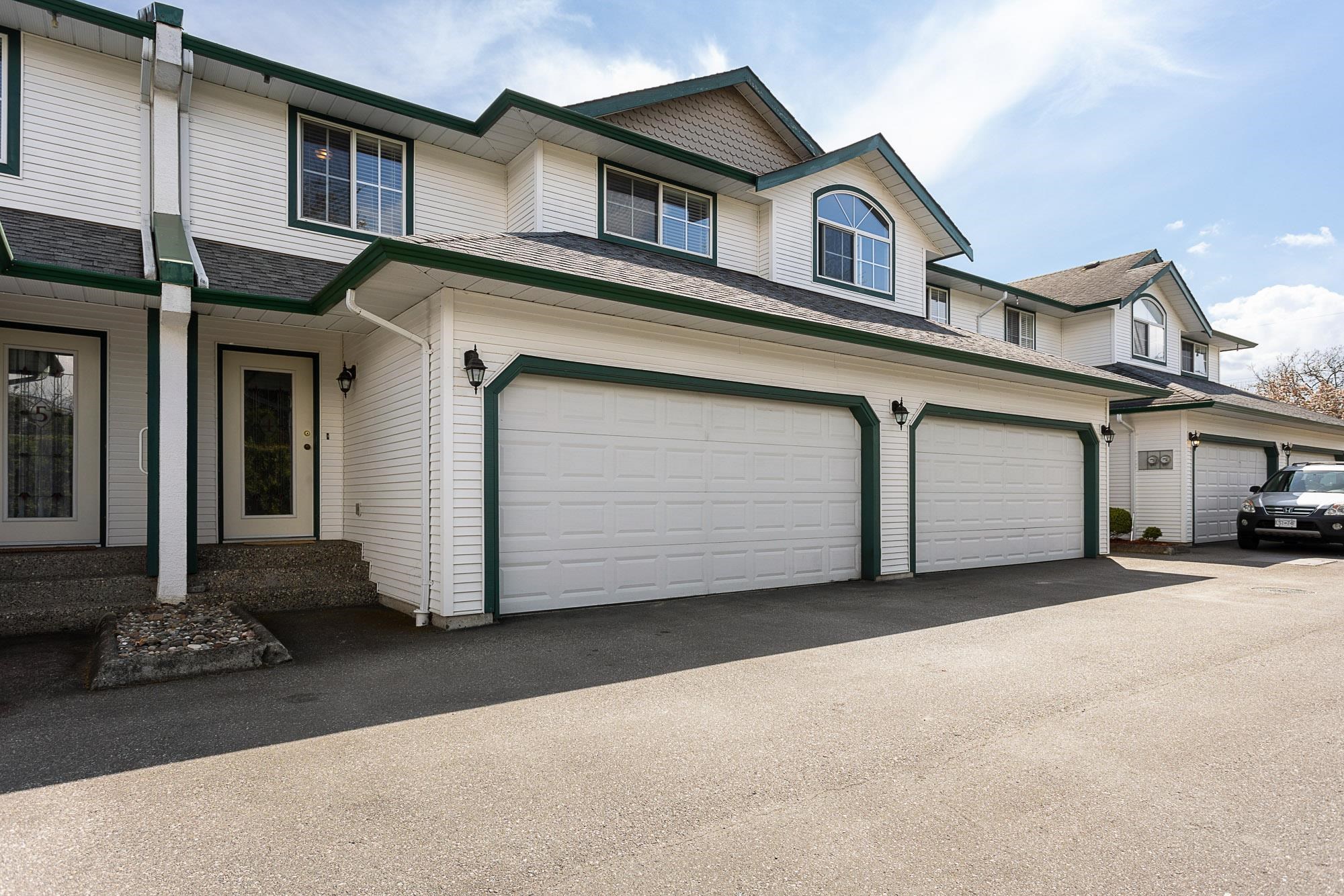 4 45865 Lewis Avenue, Chilliwack, BC, V2P 3C3 R2693286 Sarah Toop