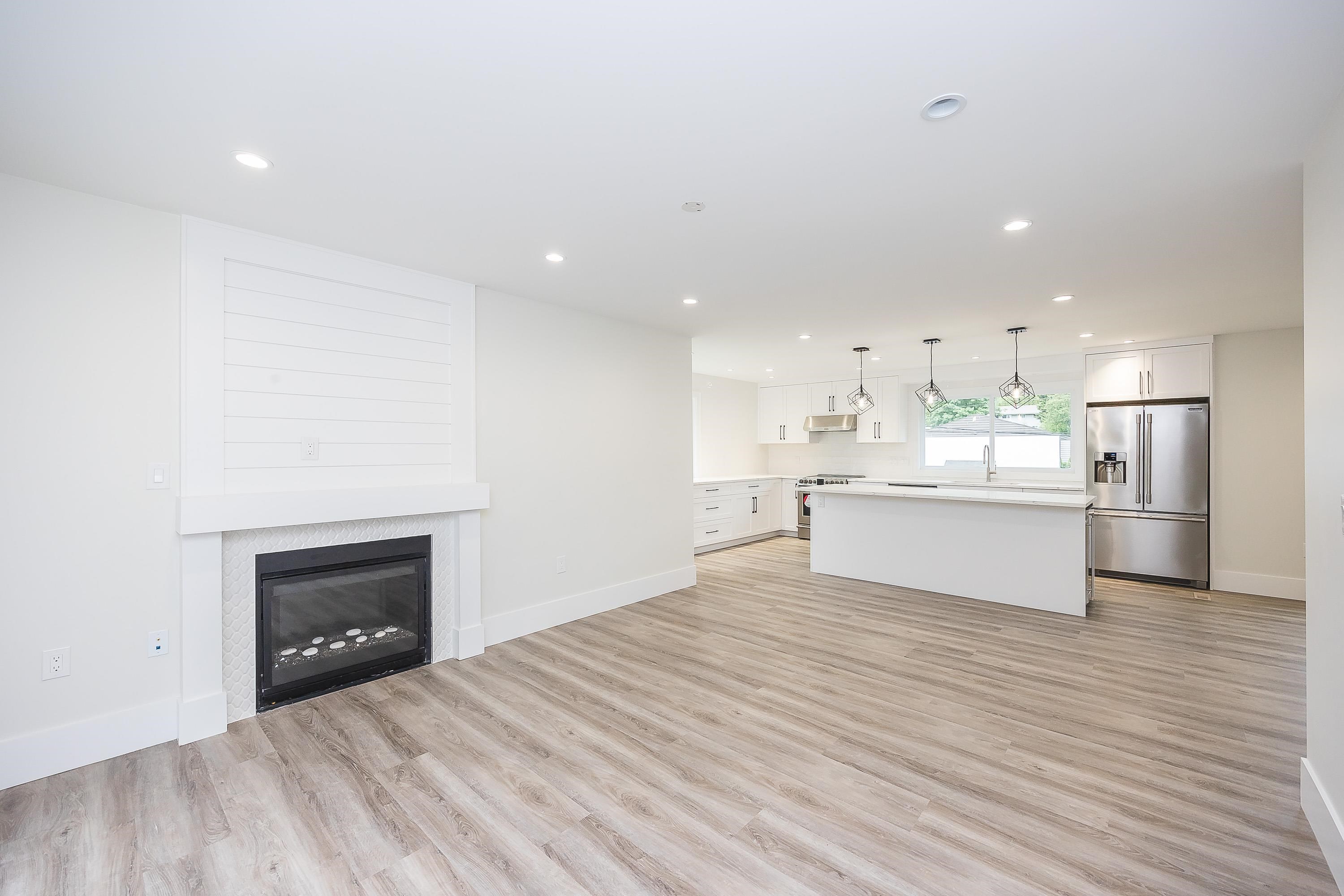 3338 Dewdney Trunk Road, Port Moody, BC, V3H 2E3 R2697200 Lisa Borsato