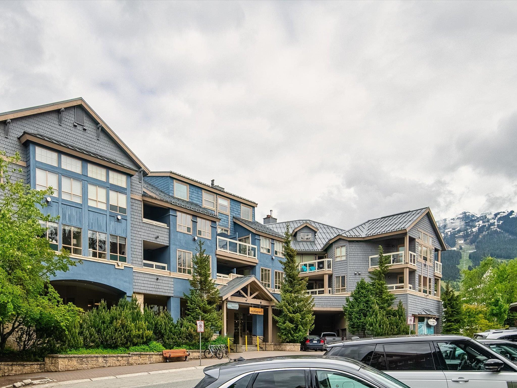 322 4338 Main Street, Whistler, BC, V8E 1B4 R2702632 Katelyn Spink